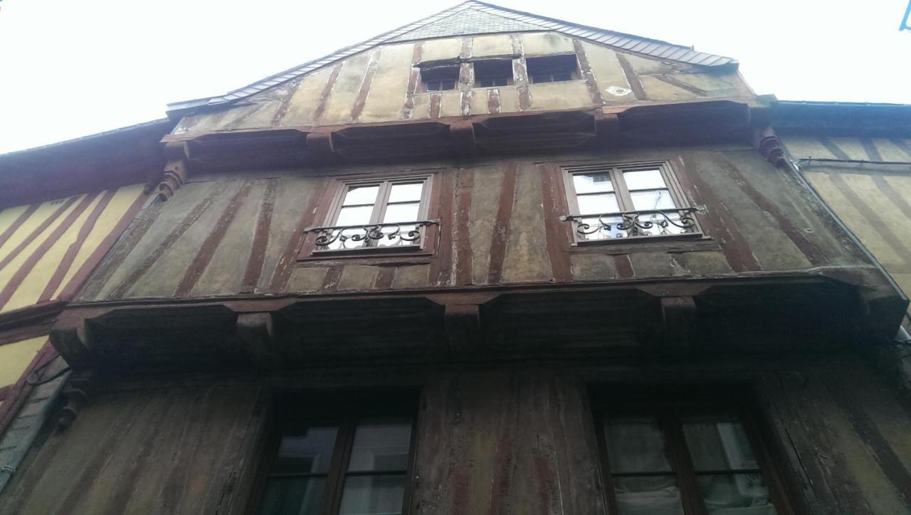 Saint-Salomon Appartamento Vannes Esterno foto